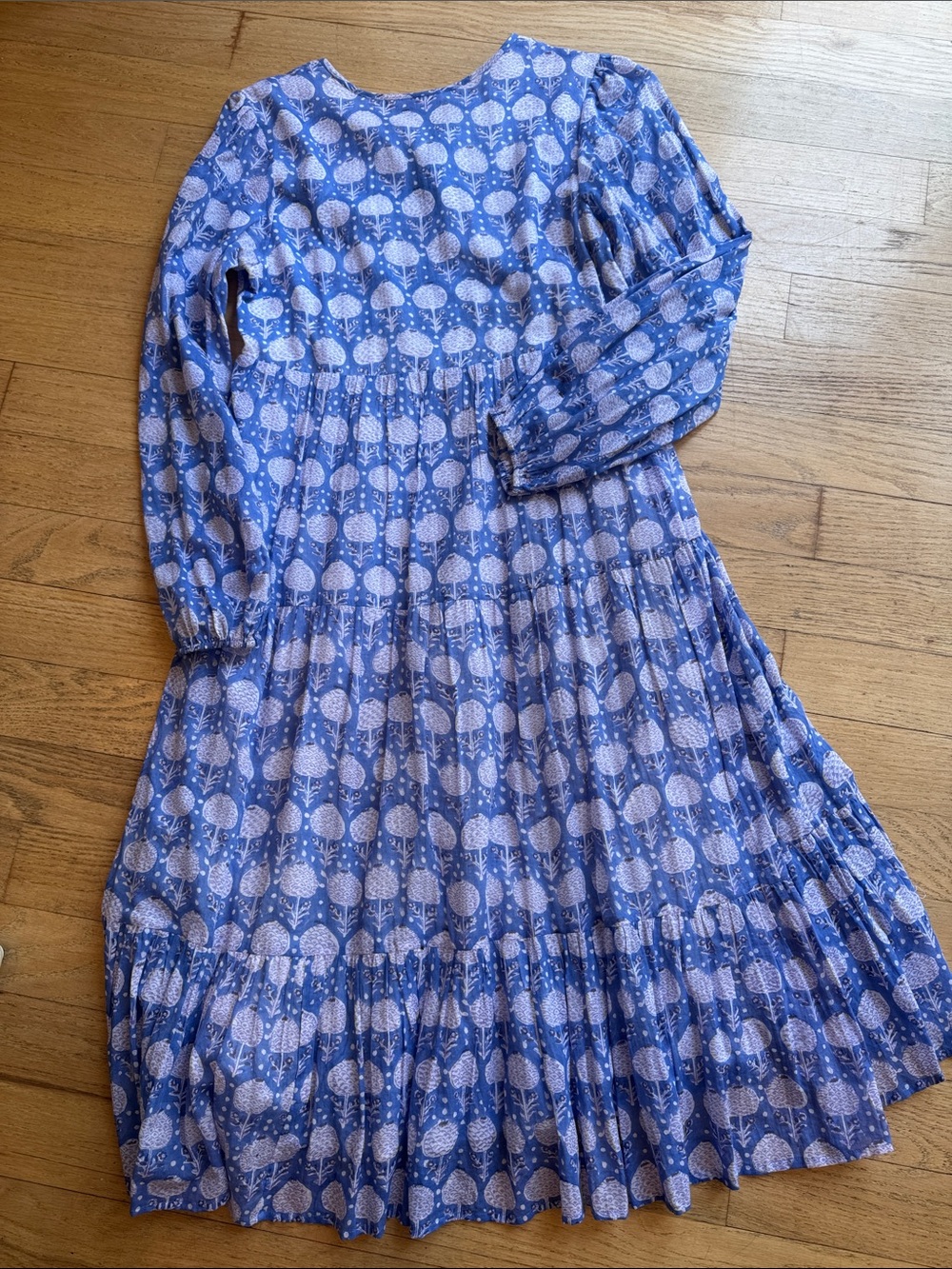 Oliphant blue and white long sleeve dress, size large - Picture 10 of 12